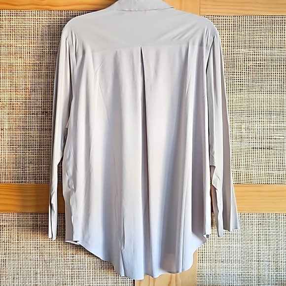 EUC Athleta Urbanite Long Sleeve Button Down Top Tan 1X - Picture 4 of 6
